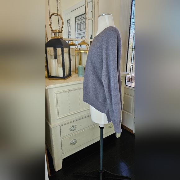 Vince Grey Wool Angora Blend Boat Neck High-Low Sweater Lg - Picture 5 of 8